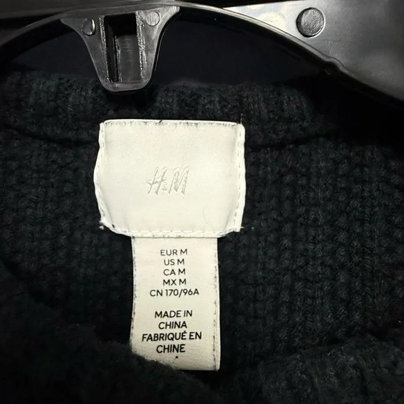 H&M Black Knit Cardigan with Gold Accents - Picture 4 of 8